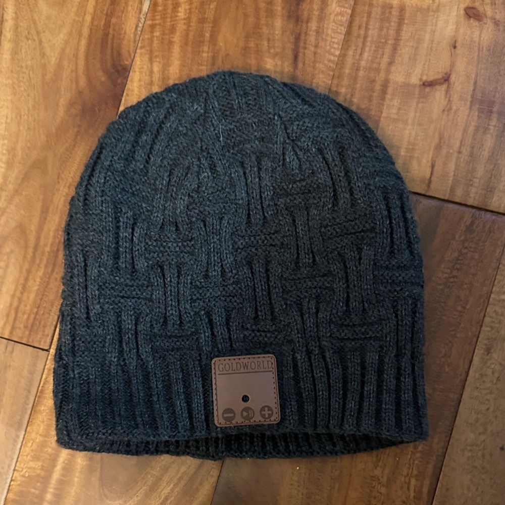 Bluetooth Knit Beanie
